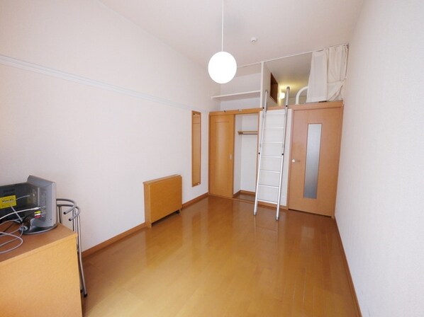 レオパレスWAKABAsekiの物件内観写真